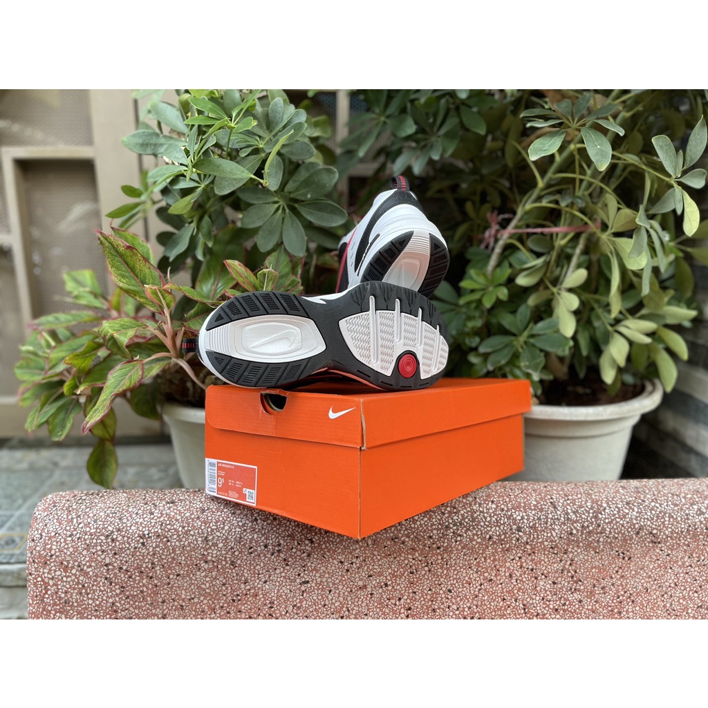 Sneaker Nike AIR Monarch IV man size 42-43