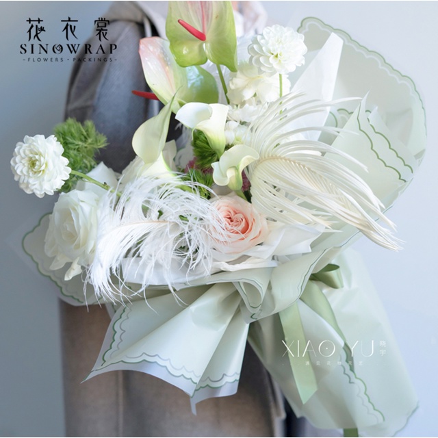 Giấy Gói Hoa Đường Viền Màu Ren Sóng