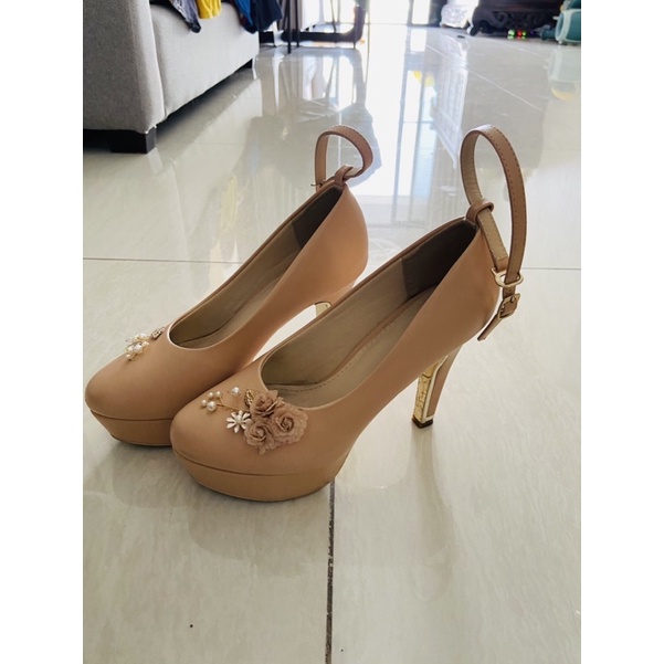 Thanh lý Giày cưới Bejo 37 Nude