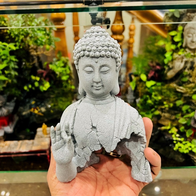 Tượng Phật Bán Thân - Đá Sa Thạch