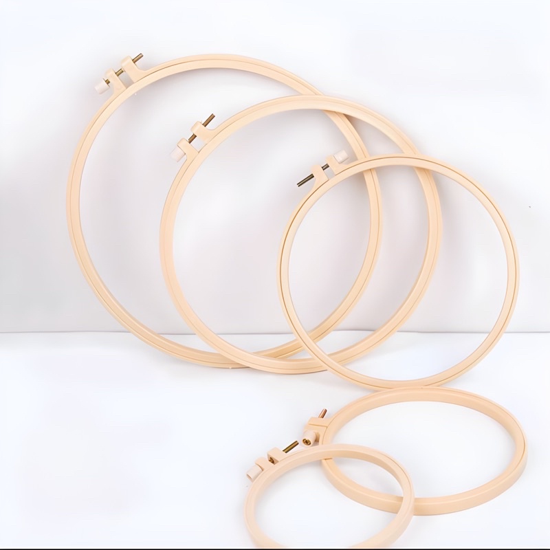 Khung thêu nhựa giả tre