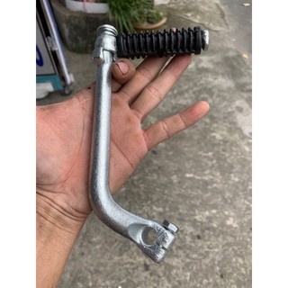 cần khởi động xe máy. giò đạp (loại xịn)