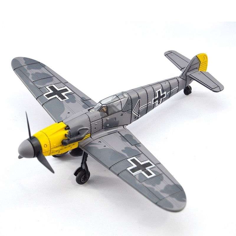 Đồ Chơi Mô Hình Lắp Ráp 4D Model Nhựa Tỷ Lệ 1/48 Máy Bay Tiêm Kích Messerschmitt BF 109 Đức Trong Thế Chiến II