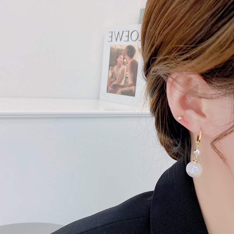 Khuyên Tai Nữ Trang Dáng Dài Tạo Hình Độc Đáo