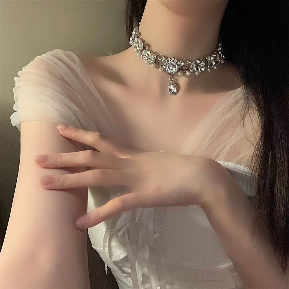 Vòng Cổ Choker Bản To Đính Đá Zircon Lấp Lánh Cho Nữ