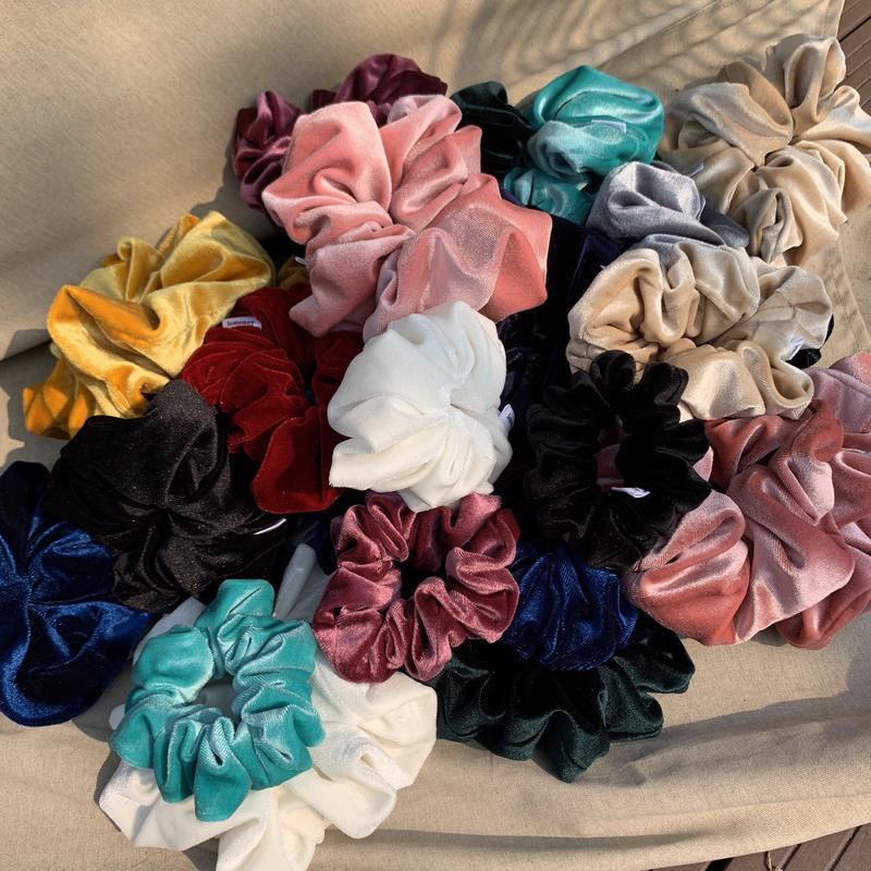 Dây buộc tóc Scrunchies Vải Nhung Đen Siêu To Bồng Bềnh LEMONEY