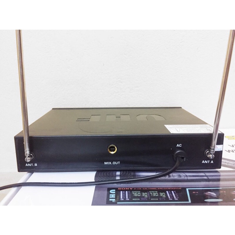 Micro Không Dây Karaoke Gia Đình ,Hát Nhẹ,Hút Âm