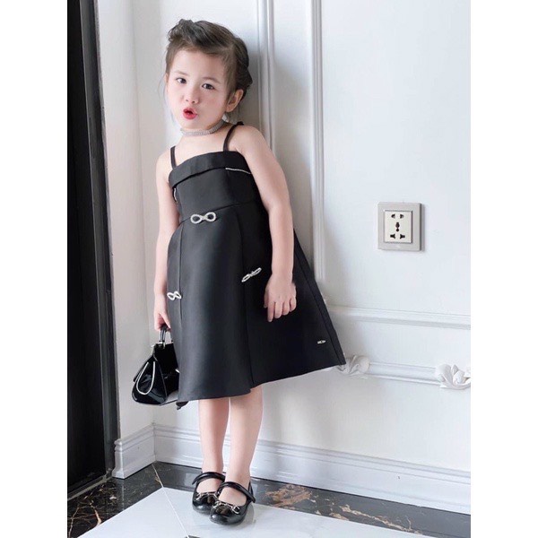 Váy đầm tacta 2 dây đính nơ cho bé gái 9-28kg