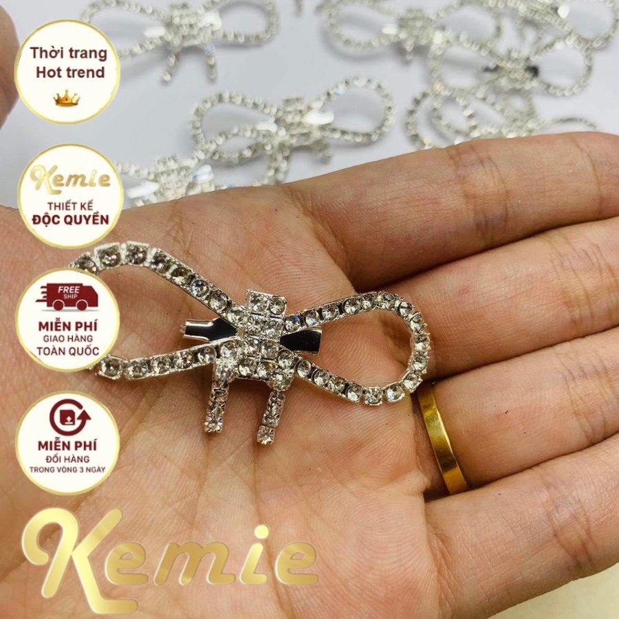 Ghim Cài Áo Hình Nơ Đính Đá Phối Tua Rua Toàn Diện Thời Trang Cho Nữ