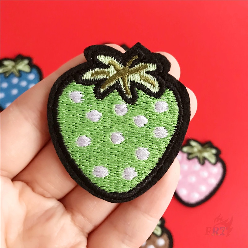 ☸ Ống Hút Trái Cây Bằng Sắt Chất Lượng Cao ☸ 1 Huy Hiệu Ủi Thêu Hình Trái Dâu (8 Màu)