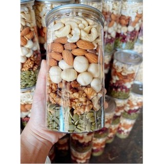 Hạt dinh dưỡng mix 5 loại hạt macca, hạt điều, óc chó, hạt bí, hạt hạnh nhân - hộp 500g loại cao cấp