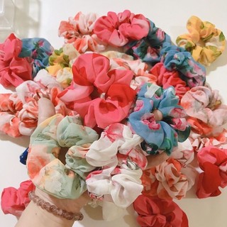 Combo 2 dây buộc tóc, cột tóc scrunchies vải dễ thương màu ngẫu nhiên