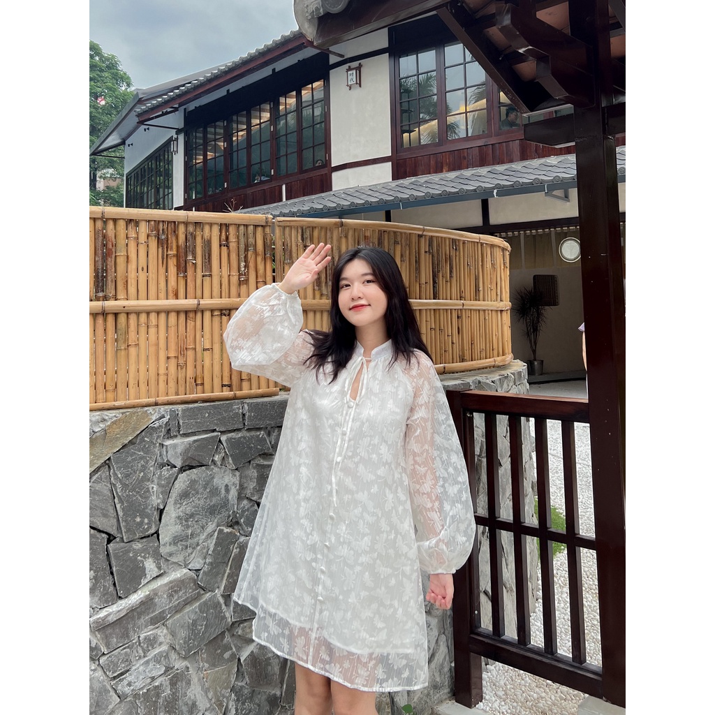 Váy đầm Babydoll trắng cổ tàu tiểu thư dài tay phù hợp đi chơi nhẹ nhàng