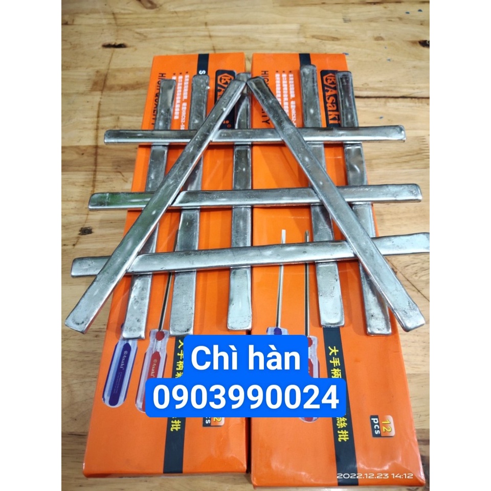 Thanh thiếc trì hàn cữ