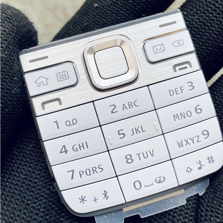 Bàn phím Zin New 100% chuẩn zin hãng cho Nokia E52 - Hàng cực hiếm.