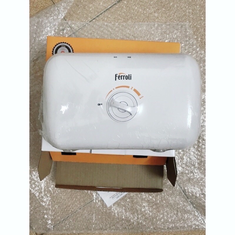 Bình nóng lạnh trực tiếp Ferroli Rita FS-4.5 TM  Kích thước : 280x175x110