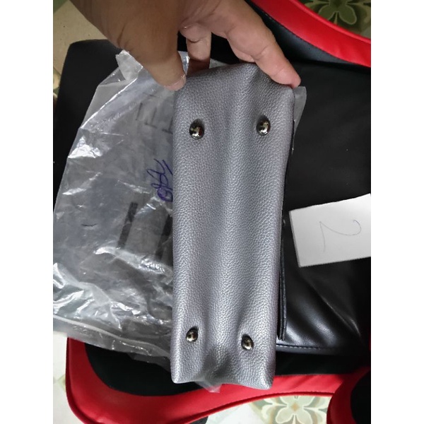 4. Thanh lý túi nữ