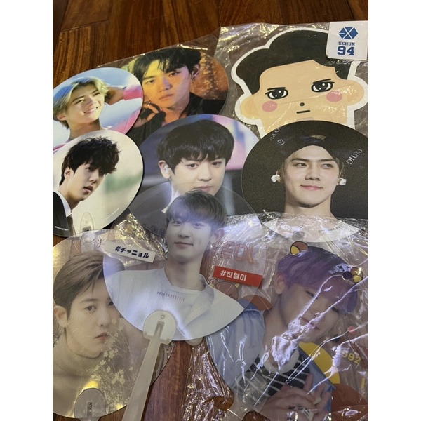 Quạt EXO CHANYEOL ,BAEKHYUN ,SEHUN goods offical