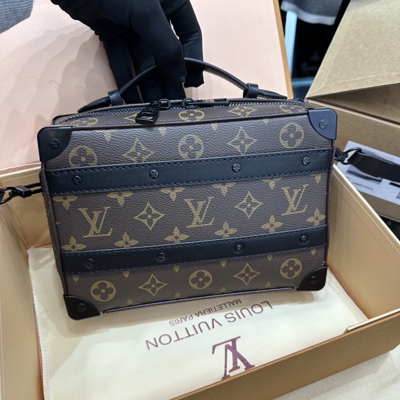 Túi đeo L V tay xách Nam-Nữ vân hoa da thât nhập khẩu_HÀNG 1:1 Túi da L.V đeo bụng hàng xuất khẩu FULLBOX new