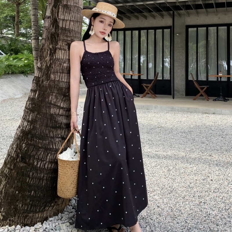 Đầm dây hở lưng du lịch mát mẻ sling dress đen chấm bi size S/M/L chỉ có tại LUXIEU GARDEN🌸