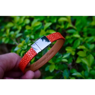Vòng tay da handmade cá đuối màu cam-StingHD