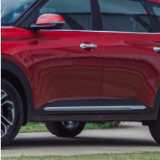 Nẹp chân kính Kia Carens chất liệu inox sáng bóng