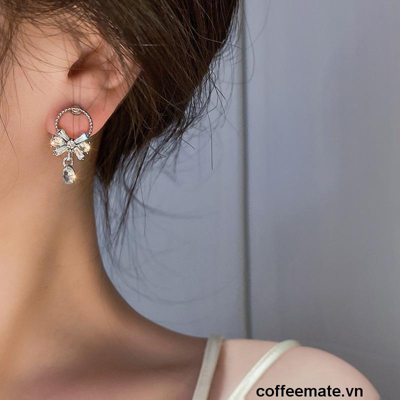 【coffeemate】⚡ Khuyên Tai Đính Đá Hình Giọt Nước Mới 2023