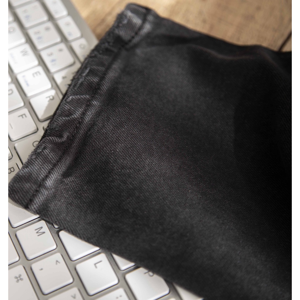 Quần jean nam LAB+ COTTONLAB túi chéo fom carrot fit màu xám đen LAB230101