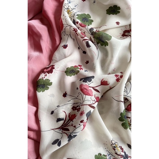 Vải voan kem hoa kiện HQ - khổ 1,5m