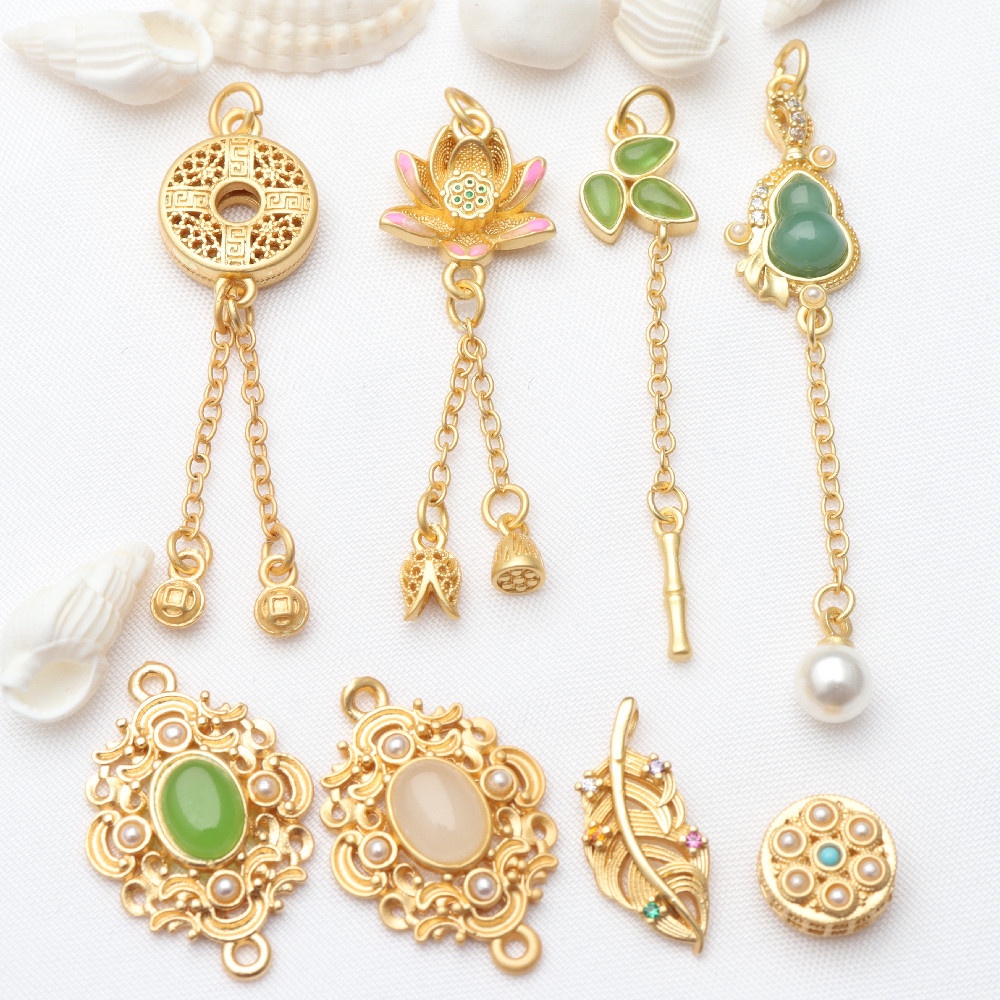 Mặt Dây Chuyền / Vòng Tay 5 Màu Sắc Bằng Đá Cát Vàng Phối Tua Rua Hình Hoa Sen Độc Đáo diy