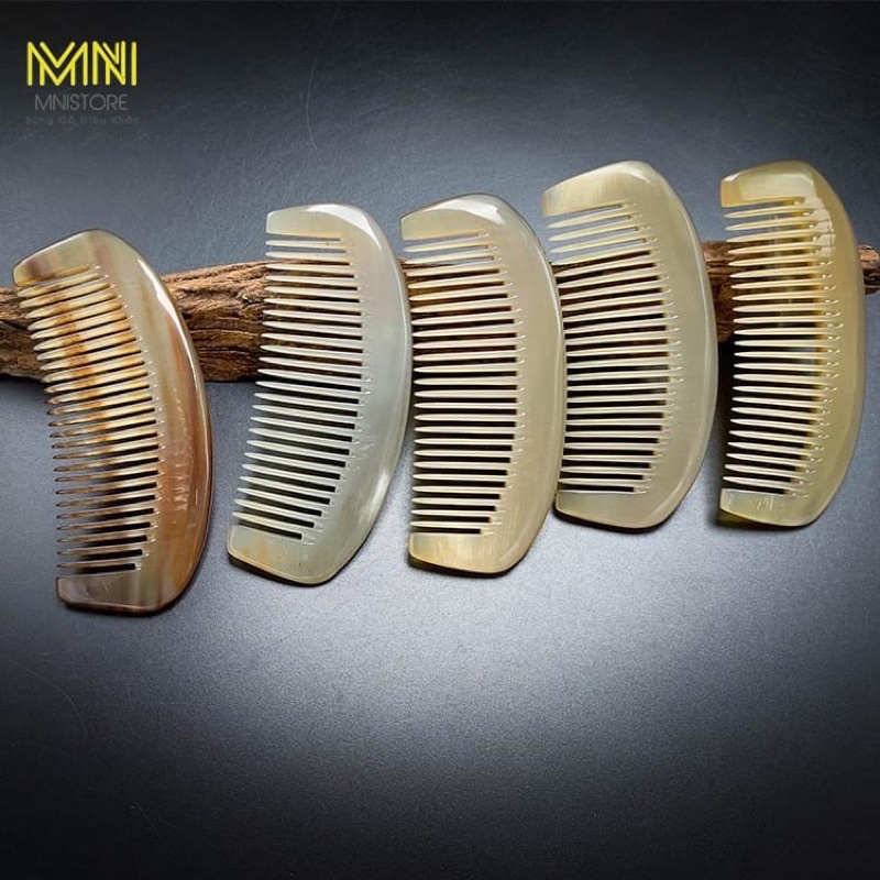 Lược sừng trâu Thuỵ Ứng MNISTORE để ví tiện lợi size 10-16cm giá tốt