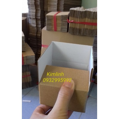 50 hộp carton size 8x8x5 hộp mặt trong trắng ngoài nâu