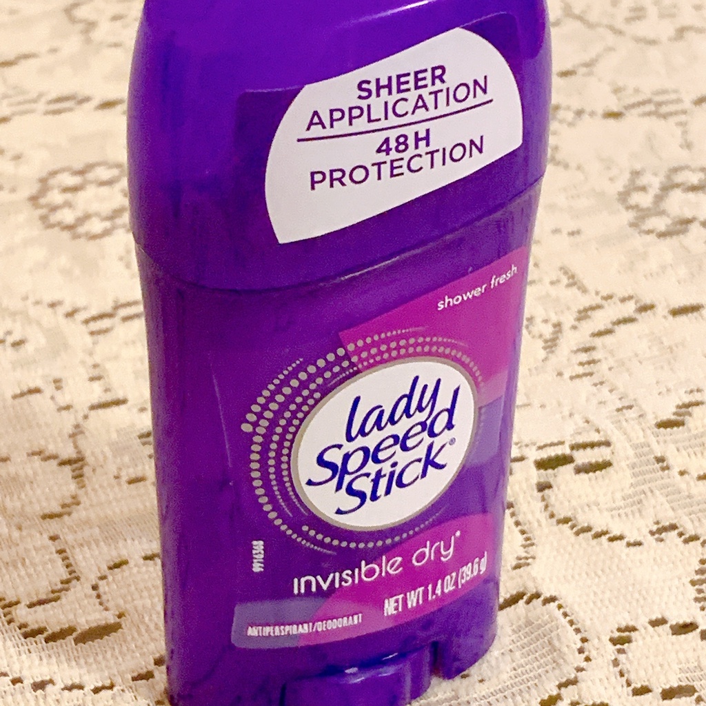 Lăn khử mùi dạng sáp Lady Speed Stick