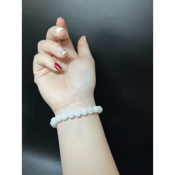 Vòng tay TA trắng