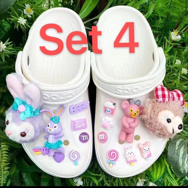 Sticker, charm, jibit gắn dép cross như ảnh