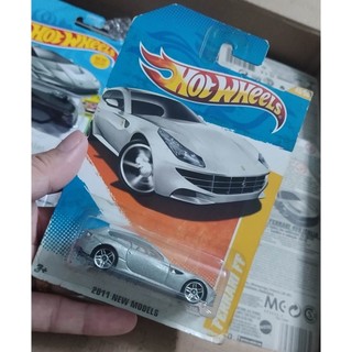 Xe Hotwheels Siêu Xe Ferrari FF