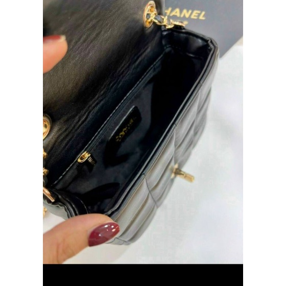 Túi chần ô phối dây logo chữ siêu xinh