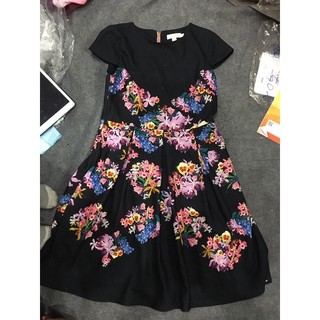 Các mẫu đầm hoa Ted Baker size 2.