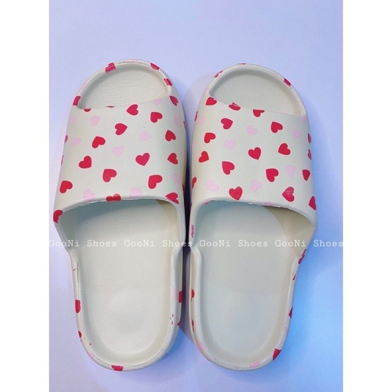 Dép quai ngang đế bánh mì hoạ tiết trái tim siêu nhẹ êm chân phong cách dễ thương dành cho nữ