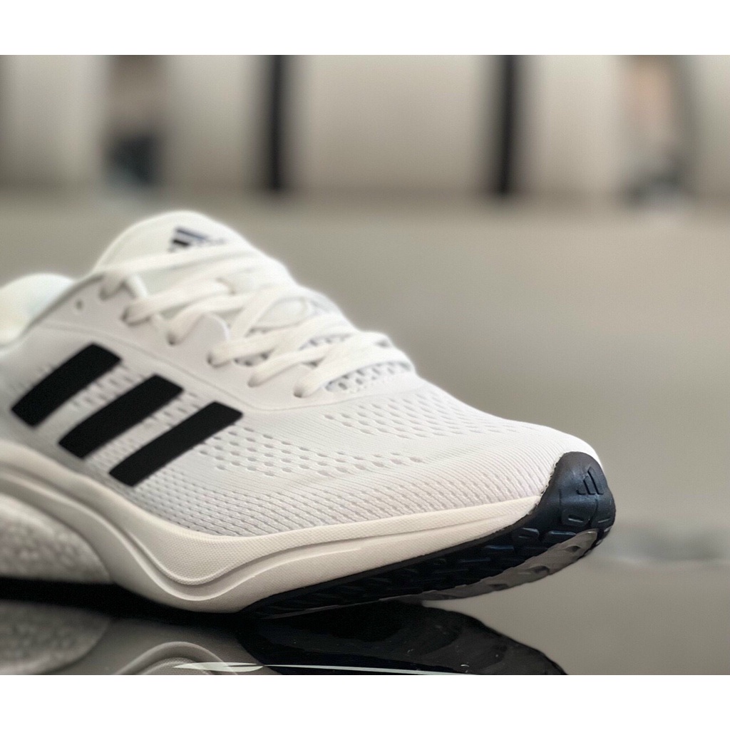 Giày Thể Thao Adidas Supernova