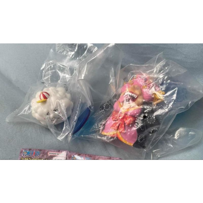 Mô hình One Piece - Tứ hoàng Bigmom & Zeus WCF chính hãng