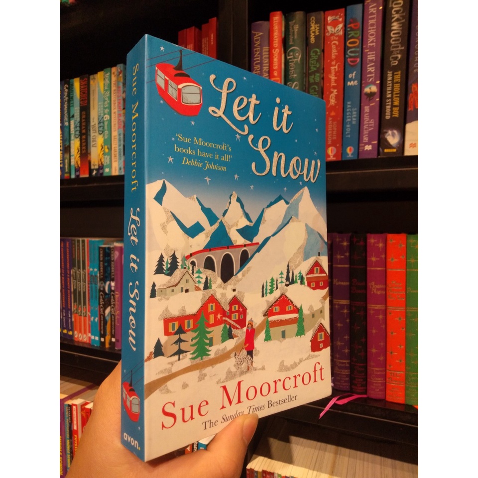 Sách - Let It Snow by Sue Moorcroft