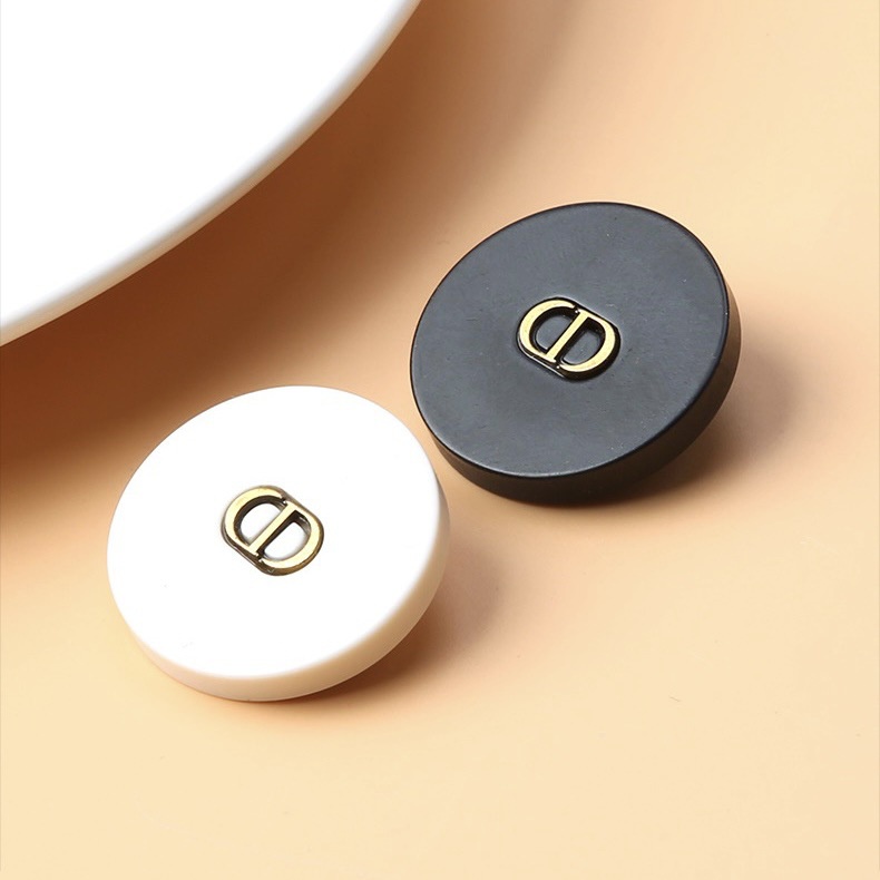 10 nút kim loại thời trang CD đen trắng cho áo khoác nữ Tweed Plush Coat Nút trang trí tròn cho áo len