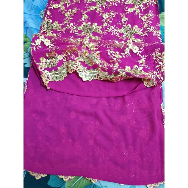 THANH LÝ SÉT ÁO DÀI REN HỒNG SEN