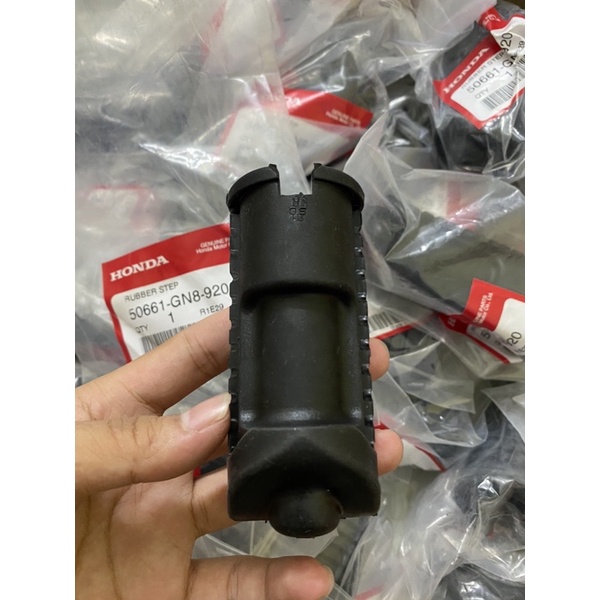 Caosu để chân trước ThaiLan