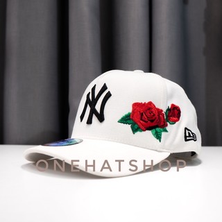 Nón trucker vải trắng xịn logo rose chất lượng cao
