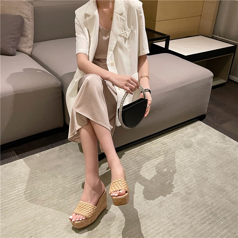 Dép Sandal Đế Xuồng Mũi Vuông Thời Trang Mùa Hè 2023 Cho Nữ