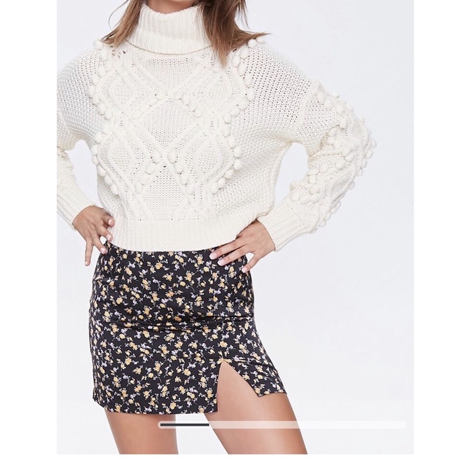 Váy satin xuất dư, Forever21