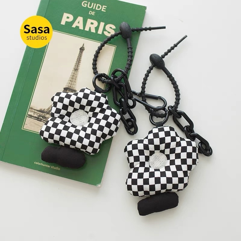 MÓC KHOÁ HOA VÀNG