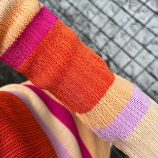Đầm Dệt Kim Dài Tay Trễ Vai Họa Tiết Kẻ Sọc Màu Sắc Tương Phản Thời Trang Mùa Thu Cho Nữ